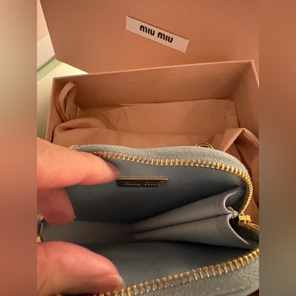 Miu Miu Light Blue Heart-Shaped Coin Purse - Picture 5 of 6